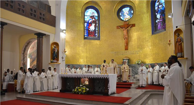 Primi Vespri nella solennità della Dedicazione della Cappella Maggiore (1931-2024)